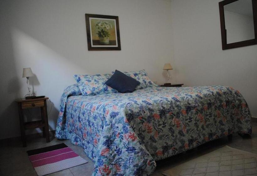 بانگلوی استاندارد, Hosteria La Casa De Ketty