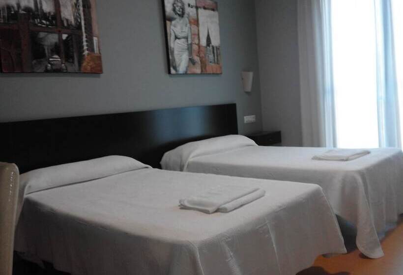 스탠다드 룸, Hostal Restaurante Vial