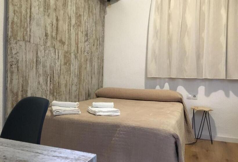 Номер Стандарт Индивидуальный Совместная Ванная, Roomconcept Hostel