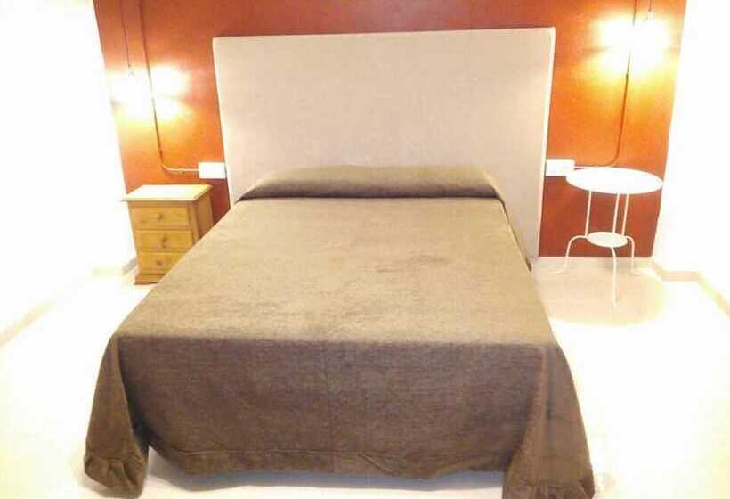 Номер Стандарт Трехместный, Hostal Rural Ben Nassar