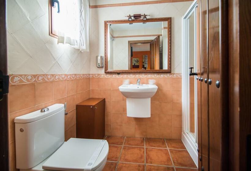 Номер Стандарт, Hostal Restaurante Rijujama