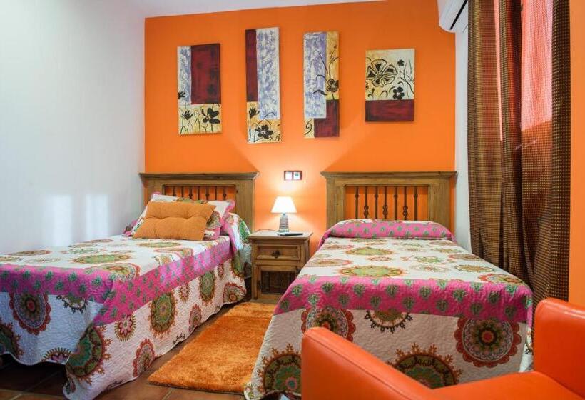 Номер Стандарт, Hostal Restaurante Rijujama
