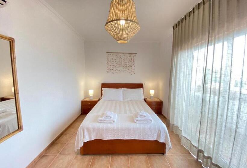 Люкс с Террасой, Aloha Burgau Guesthouse