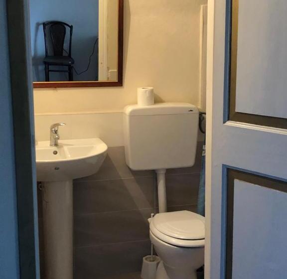 اتاق عادی, B&b Rosita