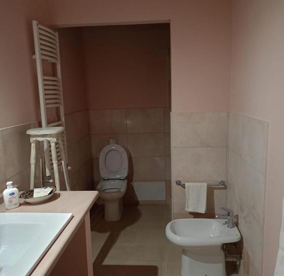 اتاق سوپریور با تخت بزرگ, B&b Rosita