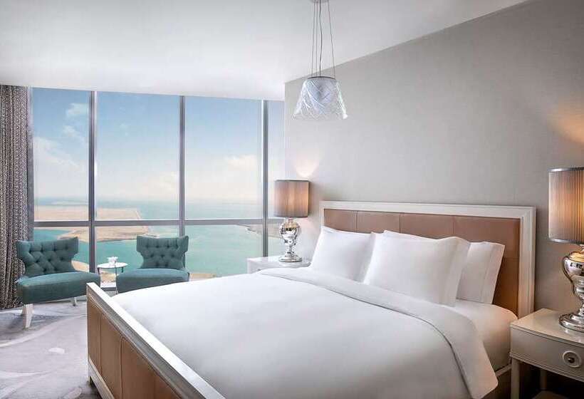اتاق استاندارد با تخت بزرگ, Hilton Beirut Downtown