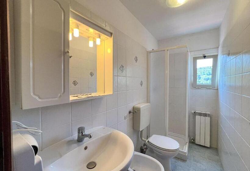1 Bedroom Apartment with Terrace Sea View, Mandel Club