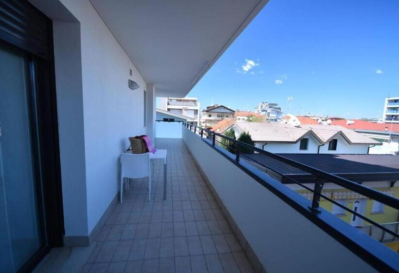Апартаменты 2 Спальни, Aparthotel Alessandria