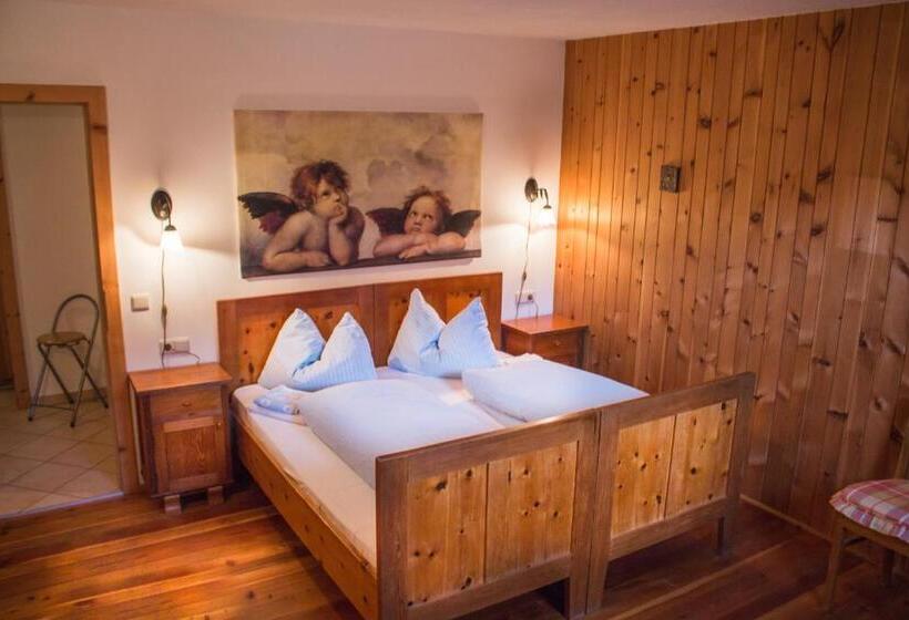 디럭스 룸, Agriturismo Kabishof