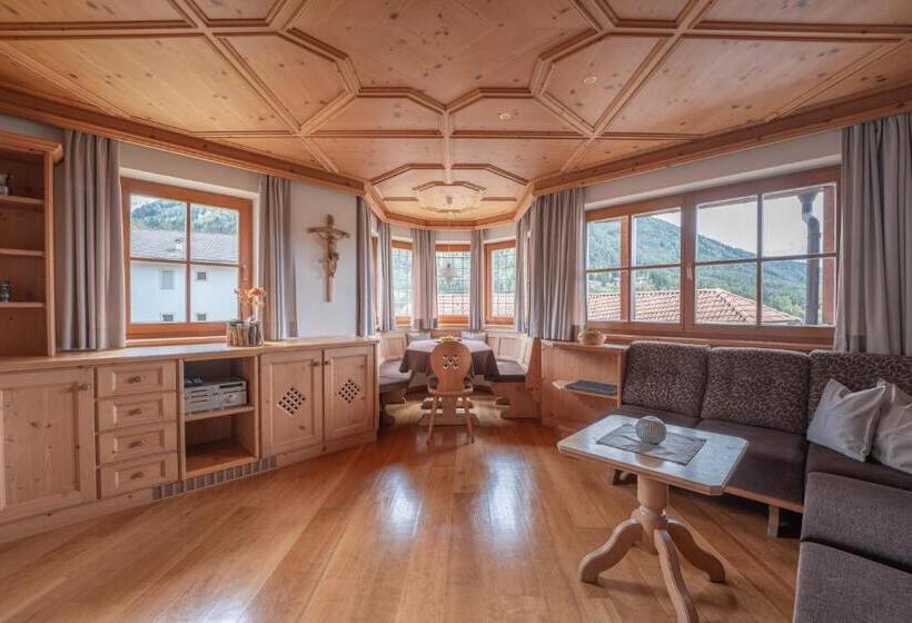 Апартаменты 2 Спальни, Residence Burghof