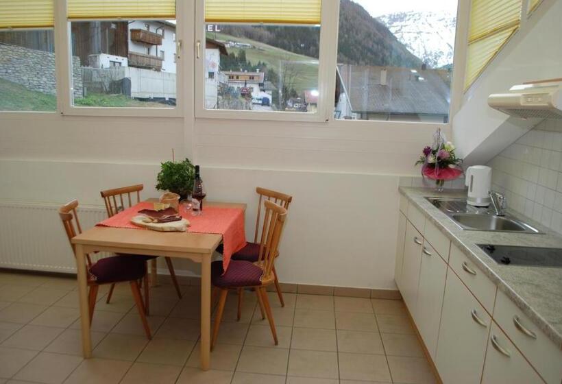 Студио Стандарт с Видом, Residence Dilitz