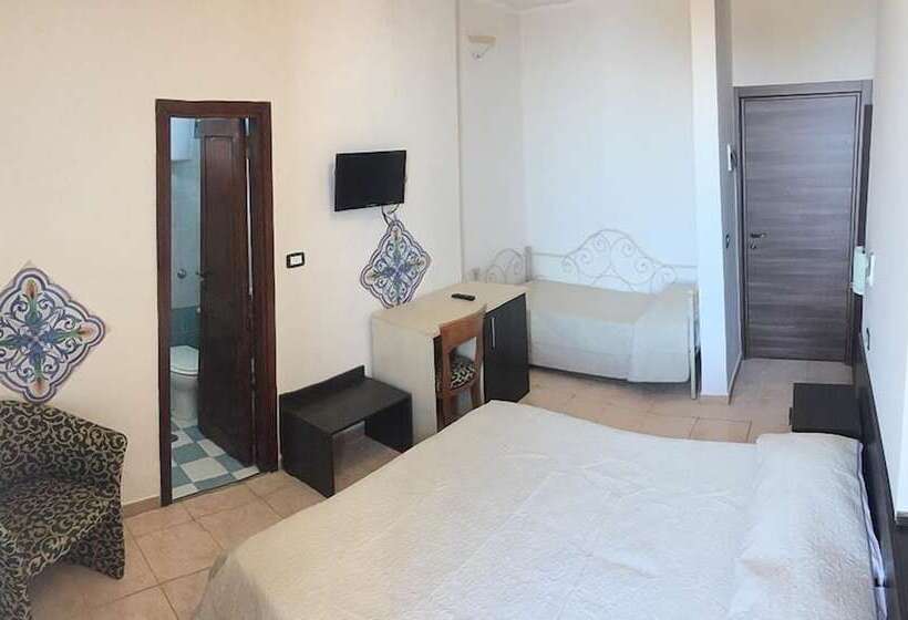 Triple Room Sea View, I Normanni