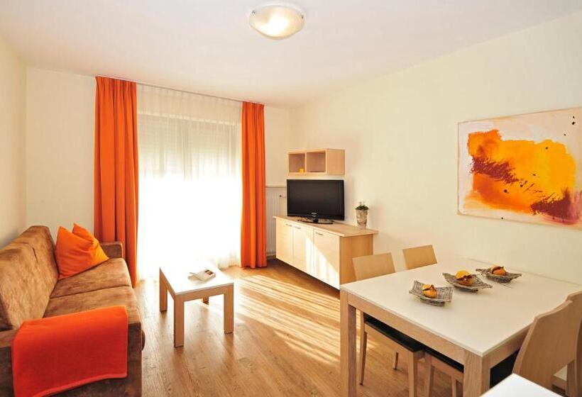 Апартаменты 1 Спальня с Видом, Residence Mignon
