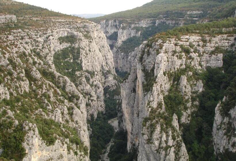 샬레, Camping Les Framboiseilles