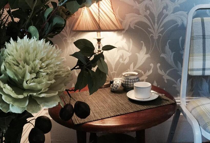 חדר סטנדרד יחיד חדר אמבטיה משותף, Pilkingtons Guest House Accrington