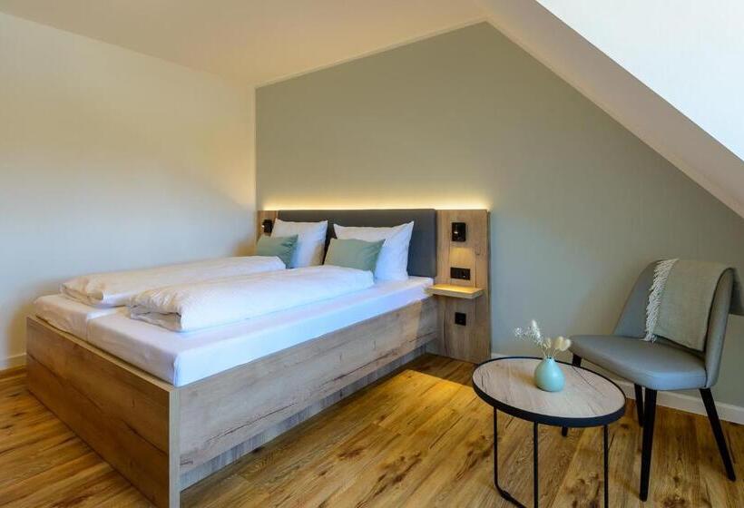 Апартаменты 2 Спальни, Landhaus Nienhagen