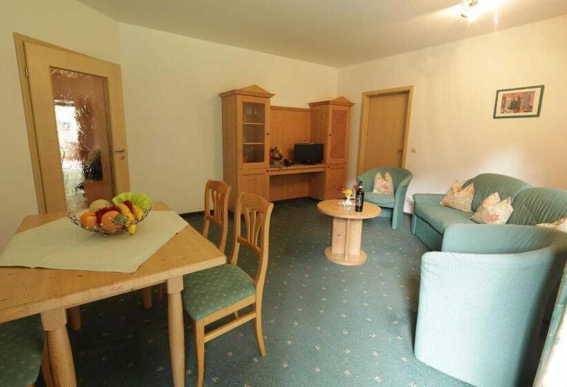 Апартаменты 2 Спальни с Балконом, Aparthotel Alpenpark