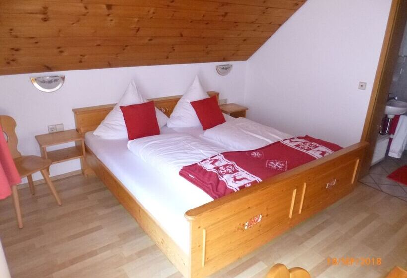 Номер Стандарт с Балконом, Landgasthaus Gemsennest