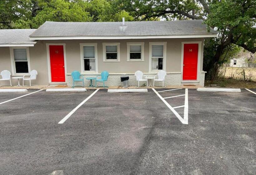 Люкс Повышенной Комфортности, Frederick Motel