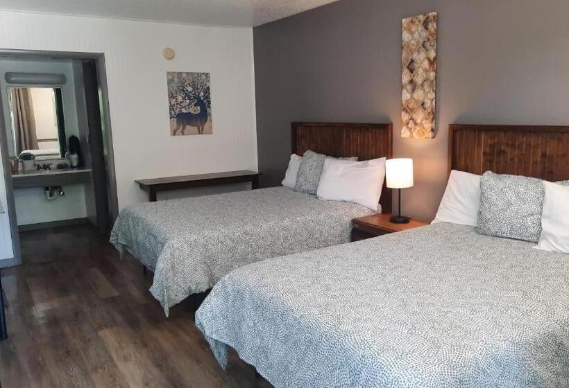 Номер Economy, Blue Sky Inn  Veteran Owned, New Breakfast Area, Rennovated Rooms, 5 Plus Acres For You And Your Pet