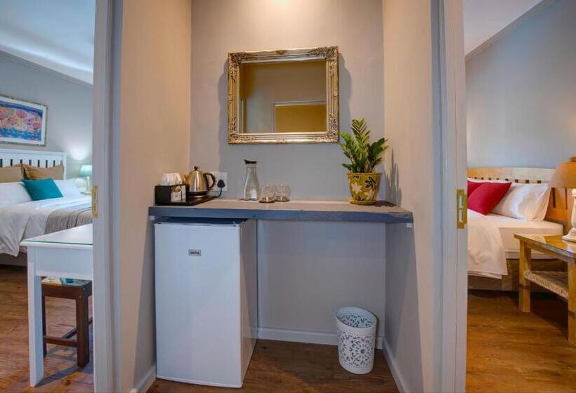 اتاق لوکس خانوادگی, Amour Guest House