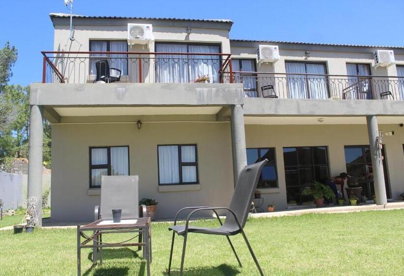 استودیو استاندارد با چشم‌انداز باغ, The Anne Guest House