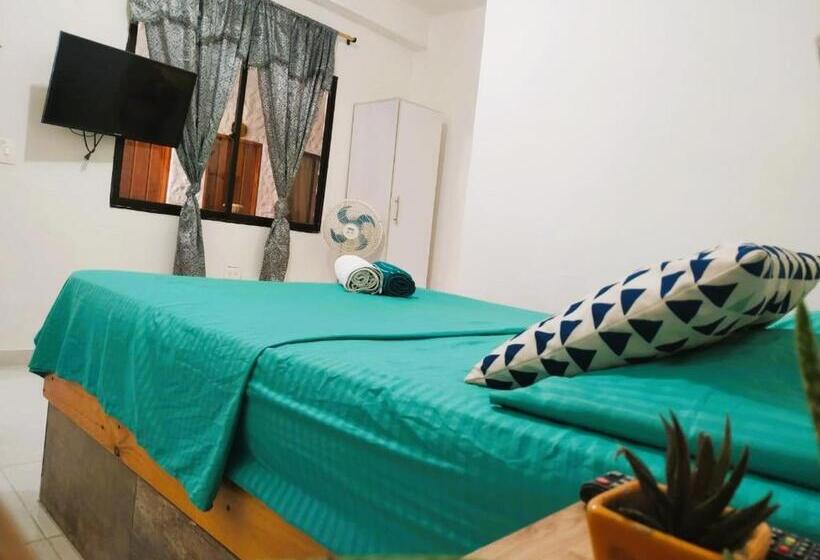 اتاق استاندارد, Rokadura Hostel