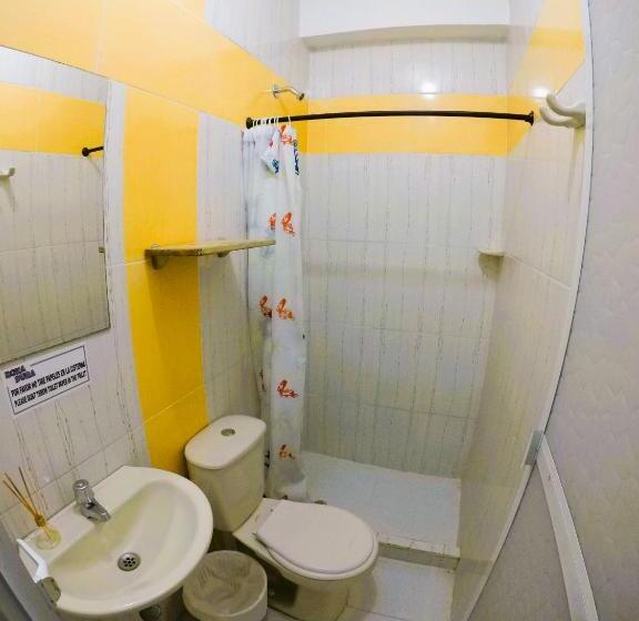 تختخواب در اتاق مشترک, Rokadura Hostel