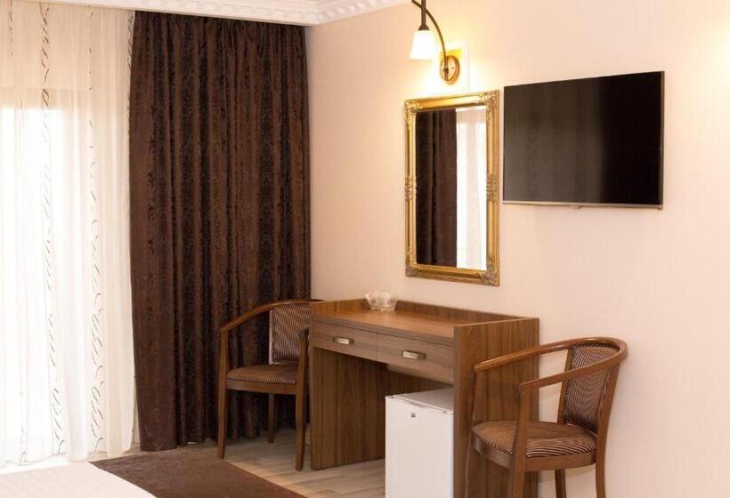 اتاق استاندارد با بالکن, Complex Azar