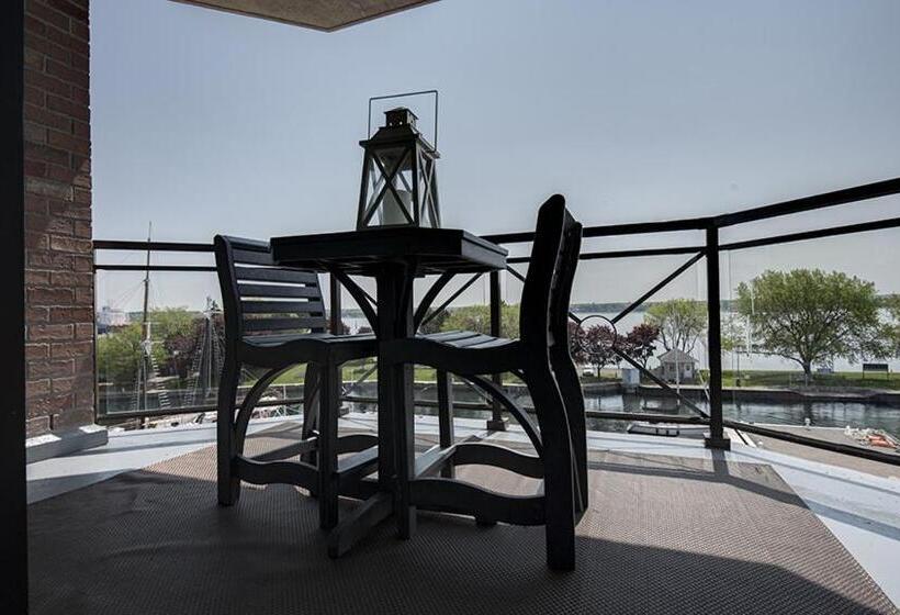 Люкс Deluxe Кровать Кинг, Tall Ships Landing Coastal Resort