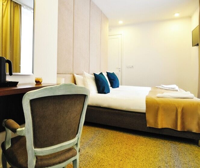 اتاق لوکس, Heritage Hotel Petrakija