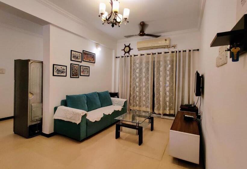 2 Bedroom Apartment Pool View, Ivy Retreat  Serviced Apartments
