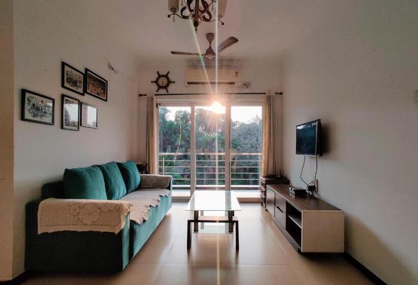 2 Bedroom Apartment Pool View, Ivy Retreat  Serviced Apartments