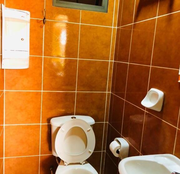 اتاق استاندارد, Hostal Iskanwaya