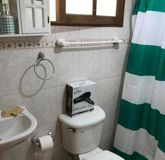اتاق استاندارد چهار تخته, Hostería Zapallar