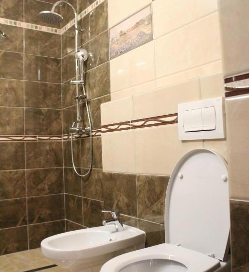 آپارتمان 1 خوابه, Pensiunea Junior