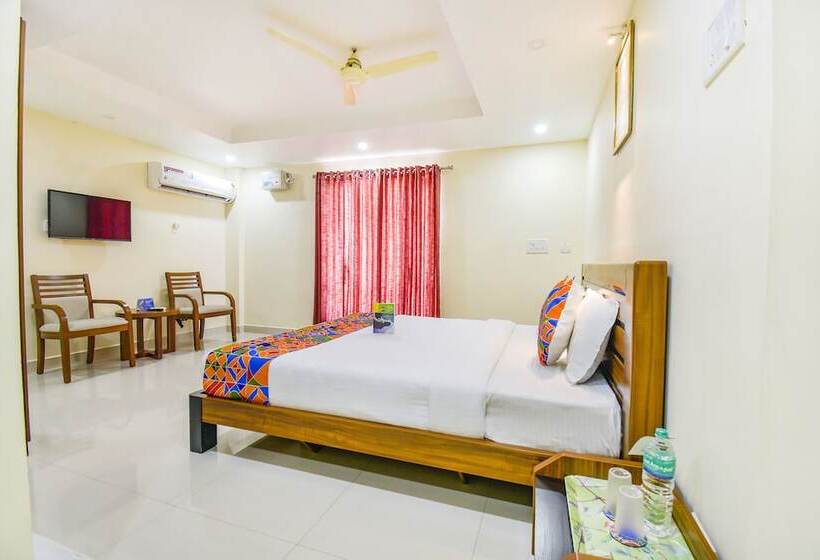 Номер Deluxe, Fabhotel Sri Krishna Residency Airport   Nr St Thomas Mount National Shrine & Phoenix Marketcity Che
