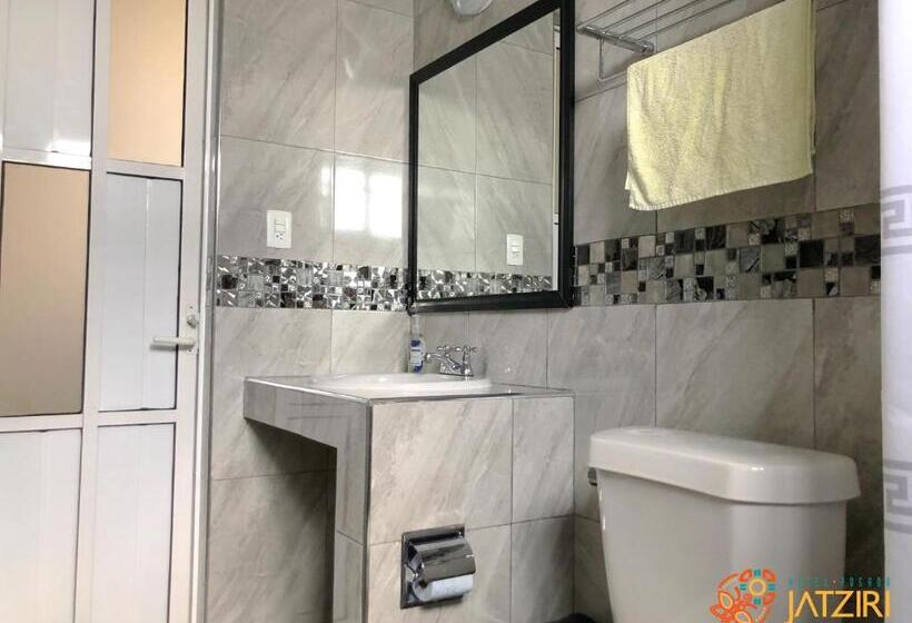 Quarto Deluxe, Jatziri