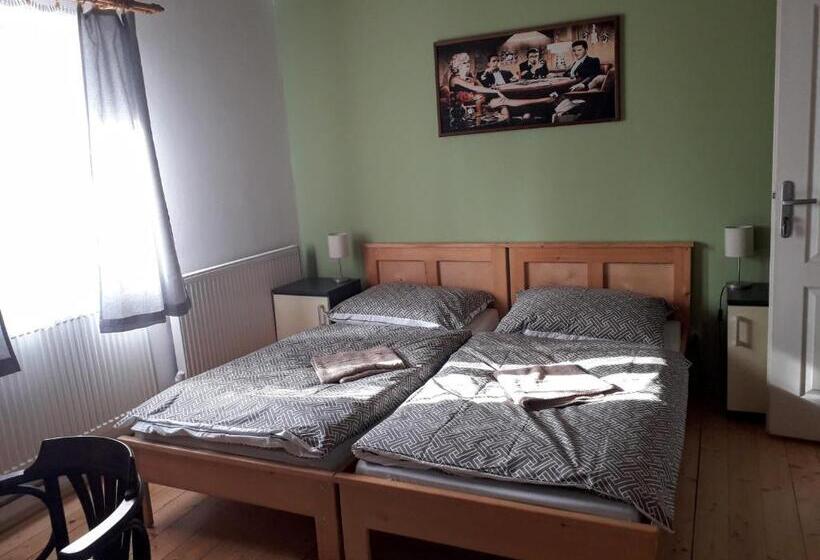 Номер Стандарт, Penzion Na Střelnici