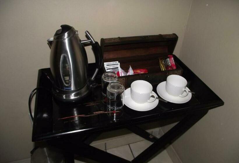 스탠다드 룸, Njala Guest House