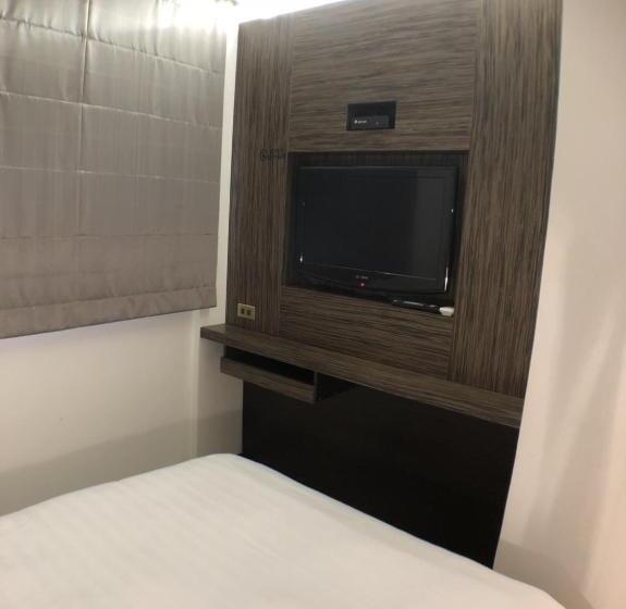 اتاق لوکس, H