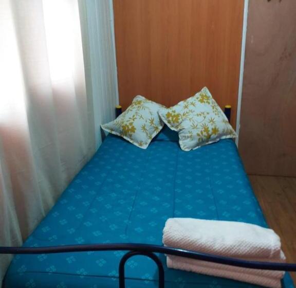 اتاق استاندارد یک تخته با سرویس بهداشتی مشترک, Hostal Mi Maravilla