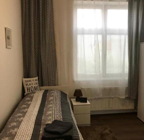 اتاق استاندارد یک نفره, Penzion Ema B&b