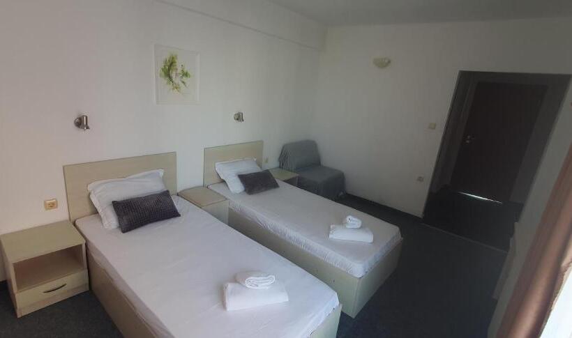 Номер Economy, Guest House Compass