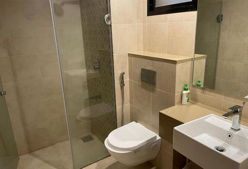 ویلای 3 خوابه با چشم‌انداز استخر, Casa Legend Villa & Apartments Arpora   Baga   Goa
