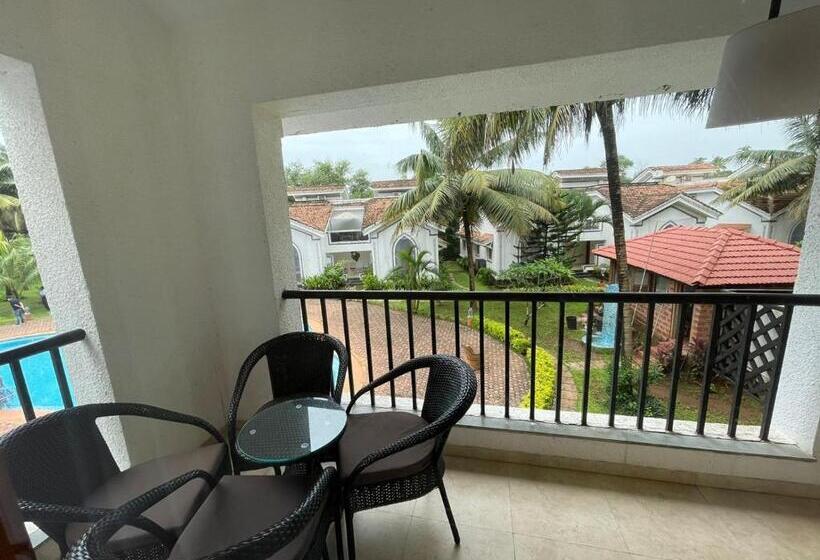 استودیو استاندارد با چشم‌انداز استخر, Casa Legend Villa & Apartments Arpora   Baga   Goa
