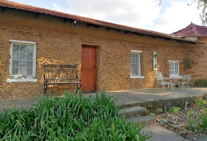 Бунгало Стандарт, Fairbairn Guest Farm