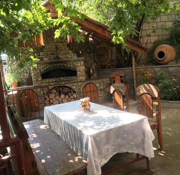Дом 1 Спальня, Guest House Anahit Ijevan