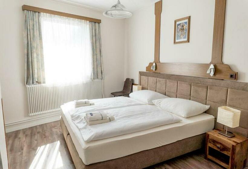 Номер Стандарт, Pension Zum Meridianstein