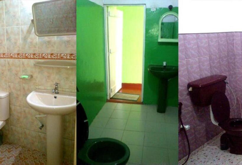 اتاق استاندارد با چشم‌انداز کوهستان, Haniffas Holiday Inn